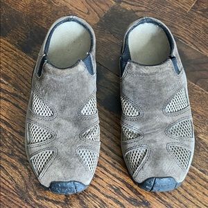 Merrell Jungle Slide women size 7.5. Great shoe!!